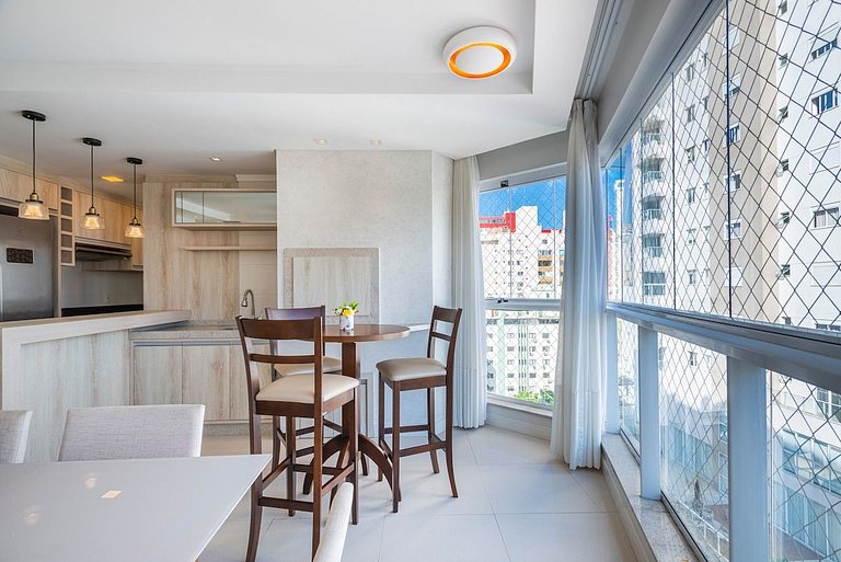 SLGR062 - 3 Suítes+2 Vagas em localização perfeita