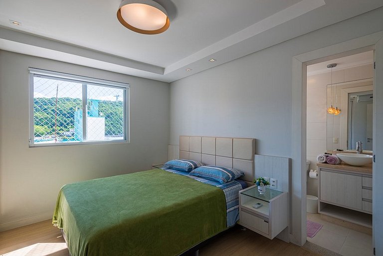 SLGR062 - 3 Suítes+2 Vagas em localização perfeita