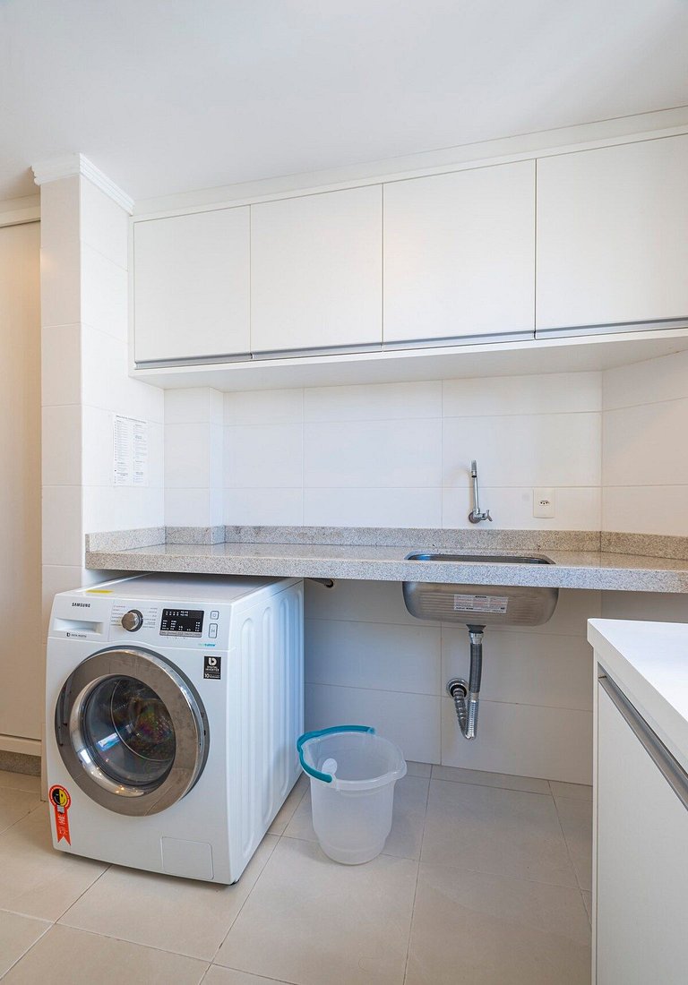 SLGR062 - 3 Suítes+2 Vagas em localização perfeita