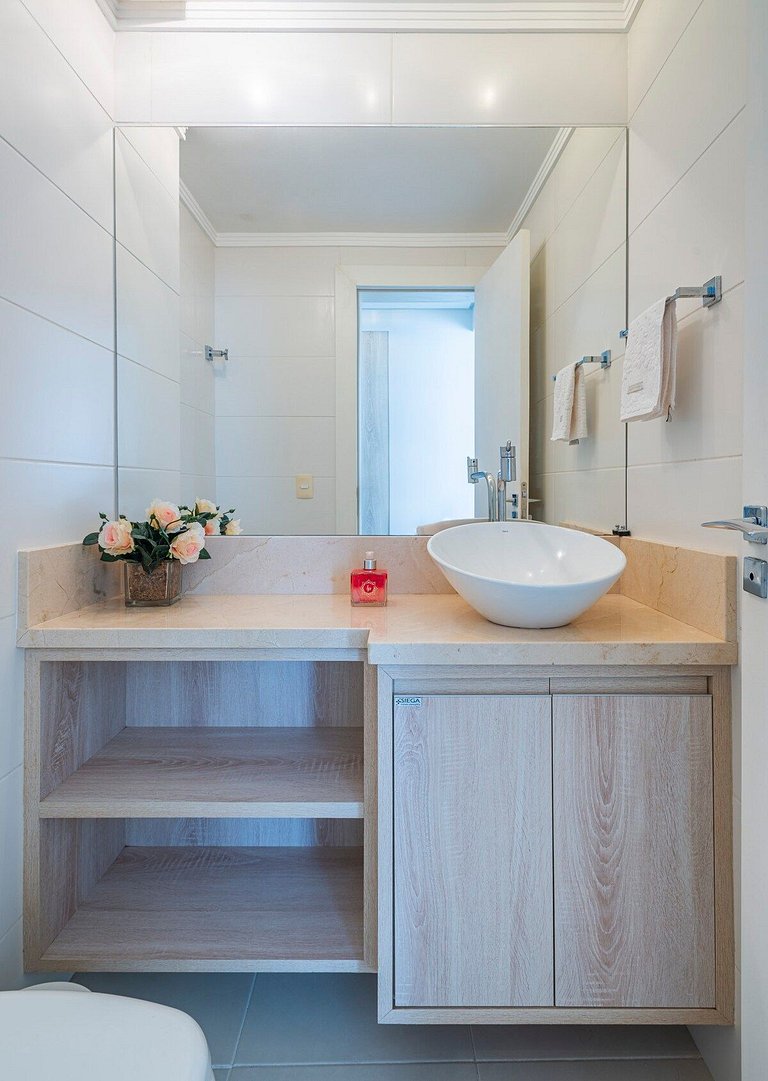 SLGR062 - 3 Suítes+2 Vagas em localização perfeita