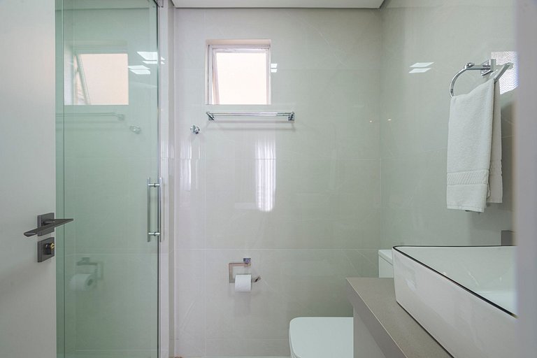 PMBG091 Cobertura com jacuzzi privativa - 4Q + 4WC