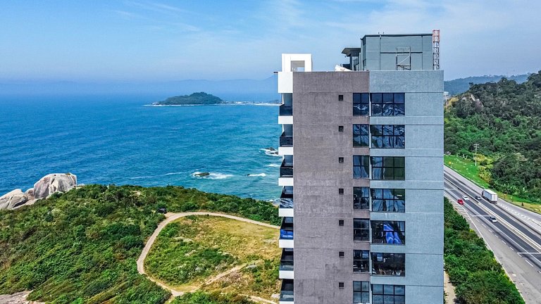 Suíte vista montanha no Blue Sea Hotel, lazer completo beira