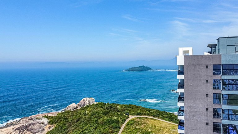 Suíte vista montanha no Blue Sea Hotel, lazer completo beira