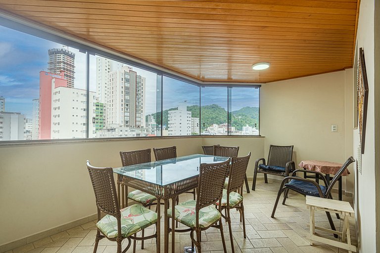 CTSL052- Centro BC com 3Q, 2 vagas e churrasqueira