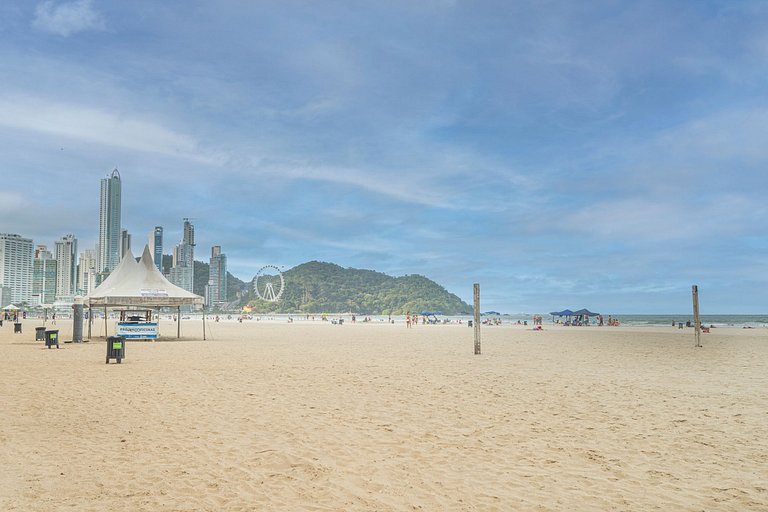 GRPR154-Top localização: conforto a 1 min da areia