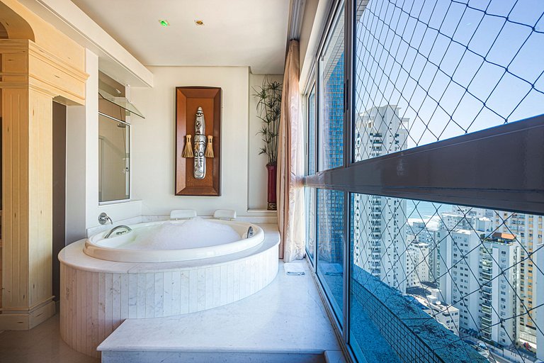 VMNT241-Luxo & Vista: 3 suítes no Edifício Vermont