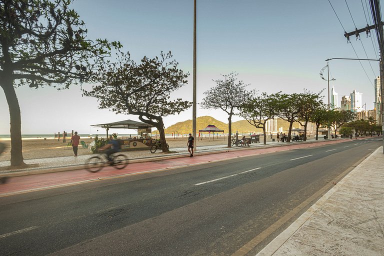 ITLG033-Conforto a 1min da praia na Barra Sul | 3Q