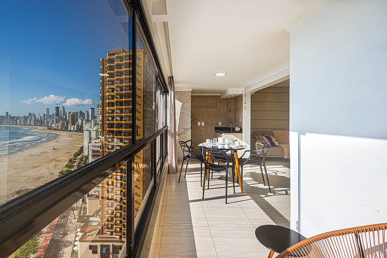 APVL202 - Encantadora vista mar com 3 quartos+3 WC