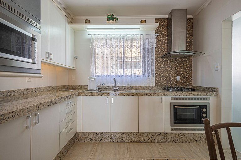 APVL202 - Encantadora vista mar com 3 quartos+3 WC