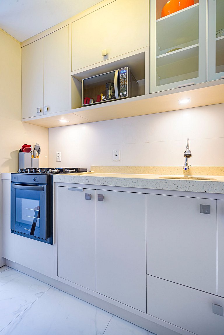 BARU043- Recém Reformado (2025), Localização Ideal