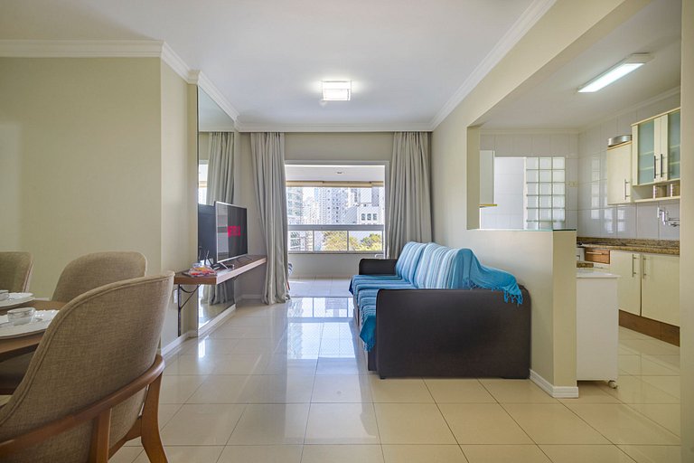 MRBQ022- Ap ao lado da Praia e Roda Gigante 2Q+2WC