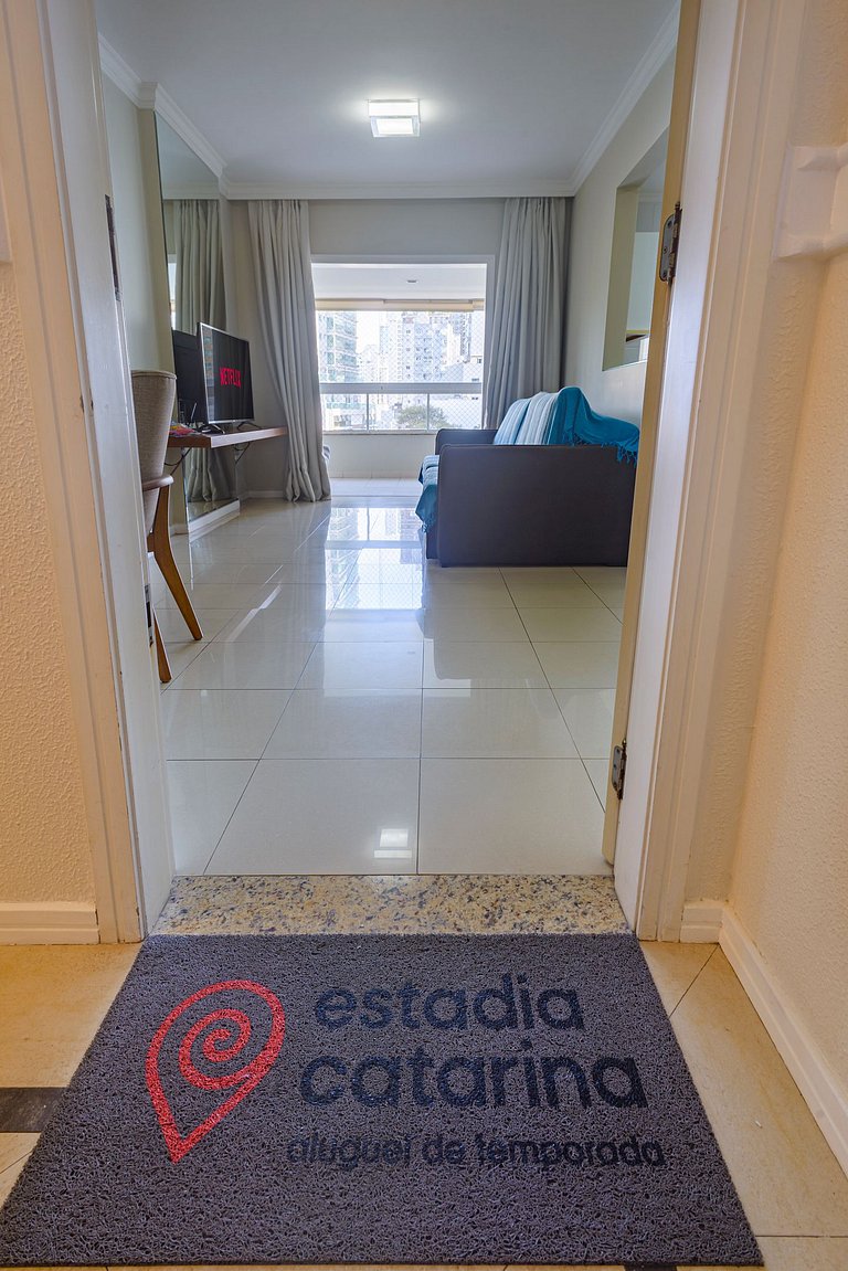 MRBQ022- Ap ao lado da Praia e Roda Gigante 2Q+2WC