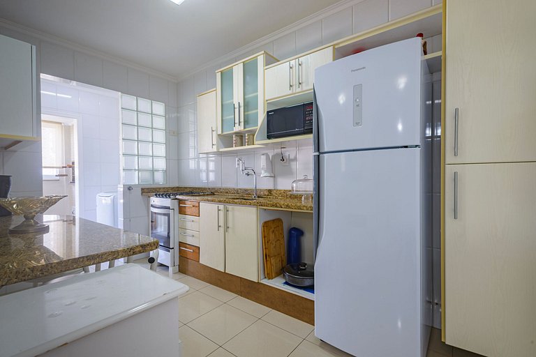 MRBQ022- Ap ao lado da Praia e Roda Gigante 2Q+2WC