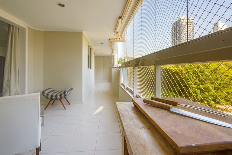 MRBQ022- Ap ao lado da Praia e Roda Gigante 2Q+2WC