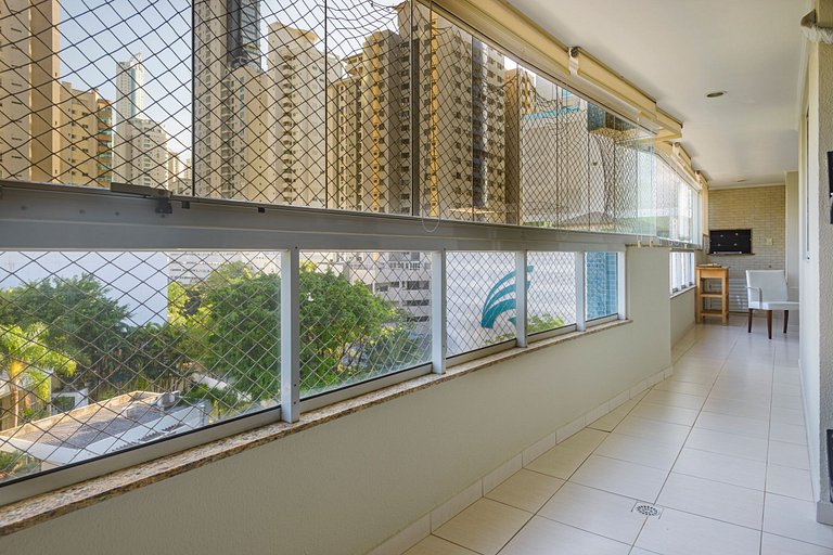 MRBQ022- Ap ao lado da Praia e Roda Gigante 2Q+2WC