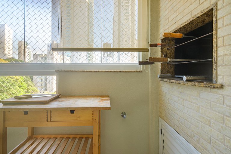 MRBQ022- Ap ao lado da Praia e Roda Gigante 2Q+2WC