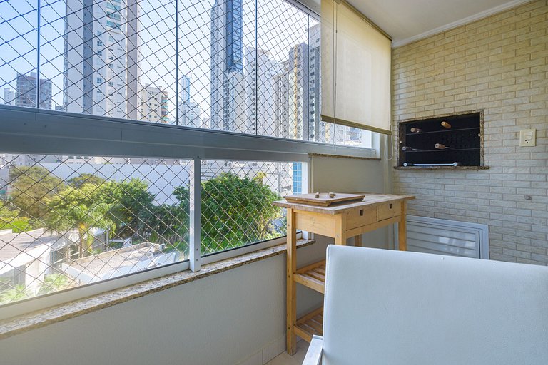 MRBQ022- Ap ao lado da Praia e Roda Gigante 2Q+2WC