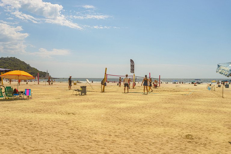 MRBQ022- Ap ao lado da Praia e Roda Gigante 2Q+2WC