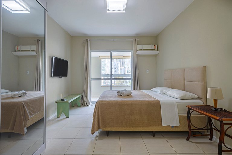 MRBQ022- Ap ao lado da Praia e Roda Gigante 2Q+2WC