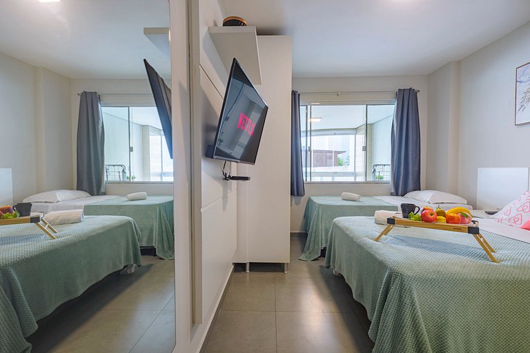 ITNC024- Apê com 4 quartos na Av. Atlântica de BC