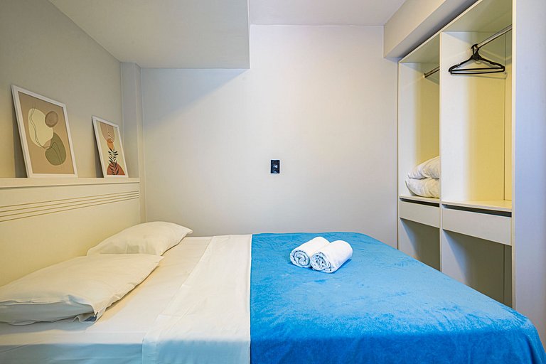 ITNC024- Apê com 4 quartos na Av. Atlântica de BC