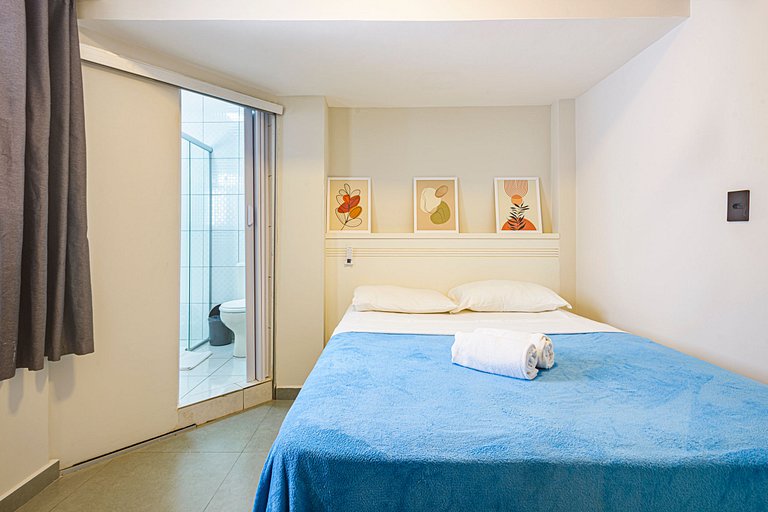 ITNC024- Apê com 4 quartos na Av. Atlântica de BC