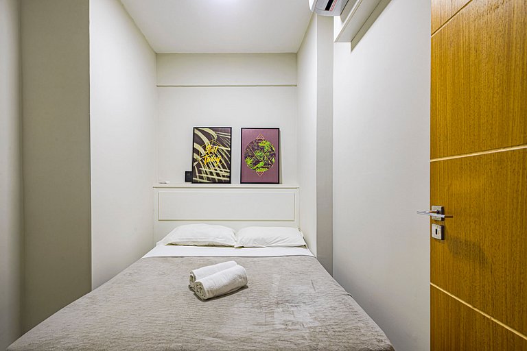 ITNC024- Apê com 4 quartos na Av. Atlântica de BC