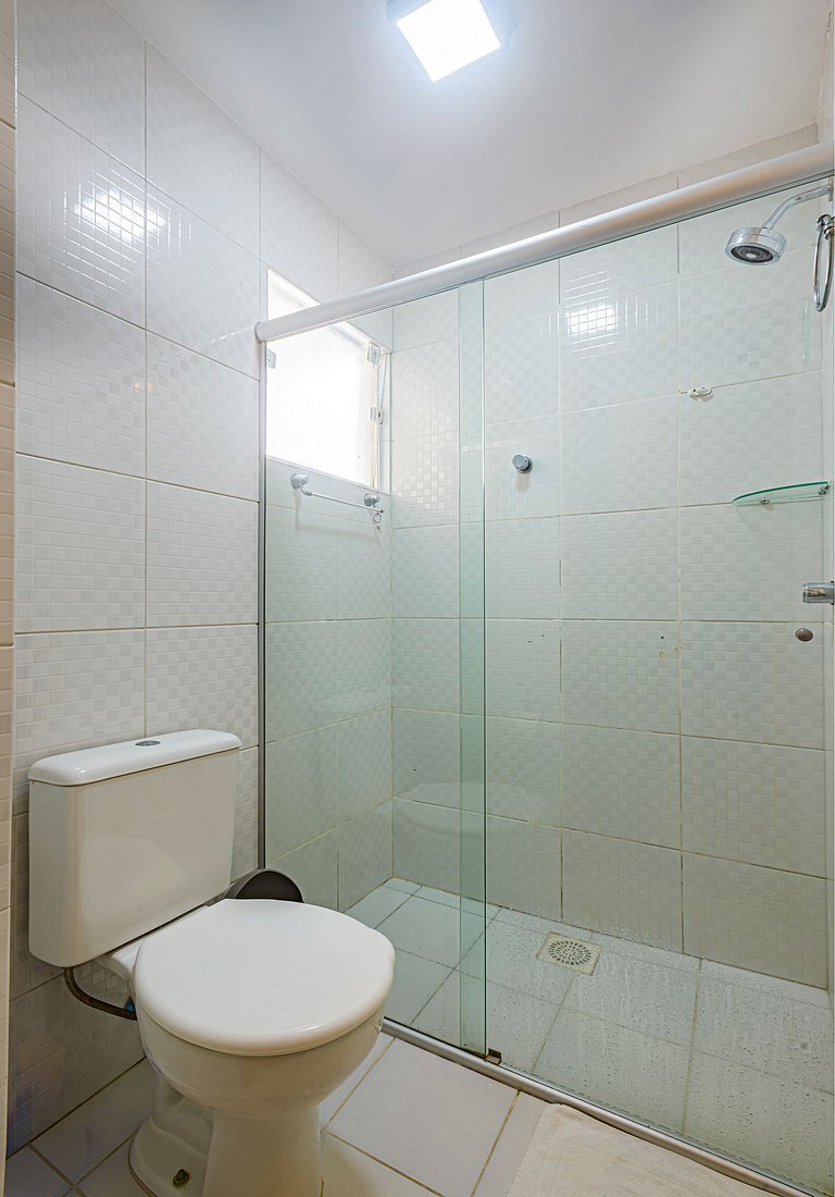 ITNC024- Apê com 4 quartos na Av. Atlântica de BC