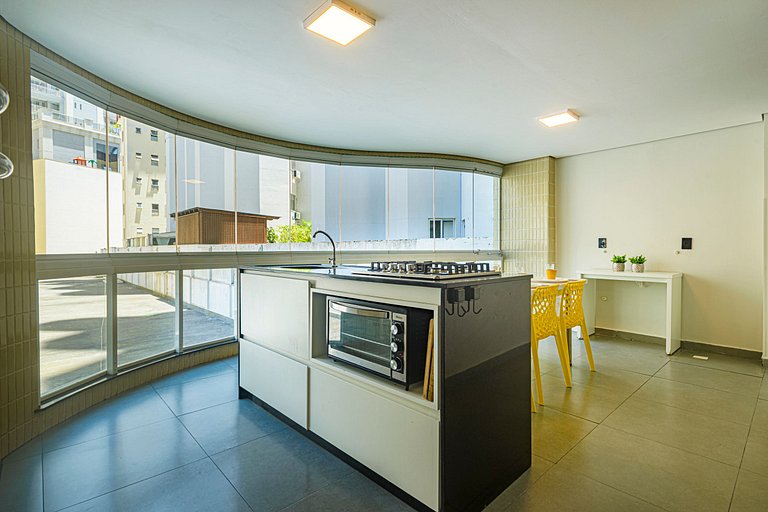 ITNC024- Apê com 4 quartos na Av. Atlântica de BC