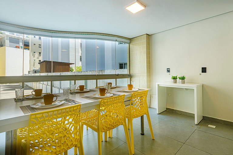 ITNC024- Apê com 4 quartos na Av. Atlântica de BC