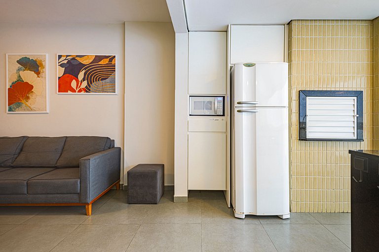 ITNC024- Apê com 4 quartos na Av. Atlântica de BC