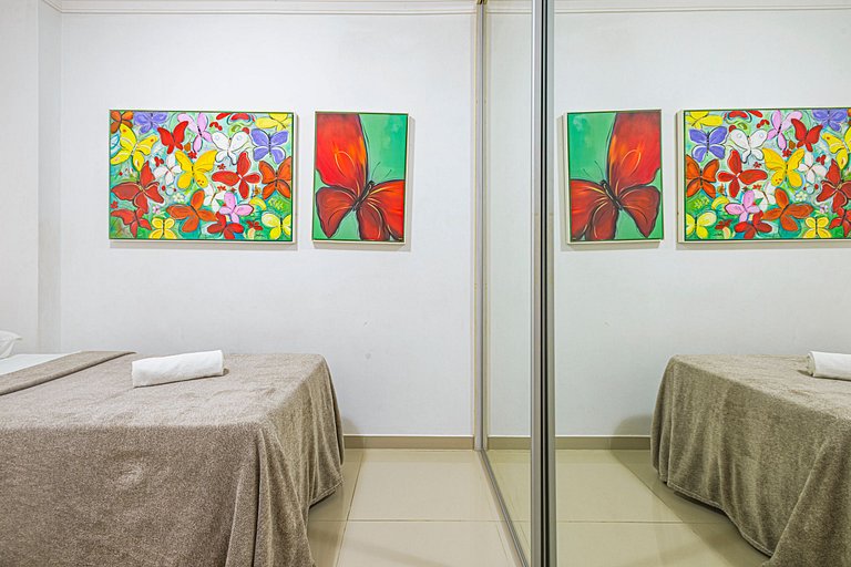 ITNC103 - Av Atlântica! Amplo apê c/ 3 quartos+3WC