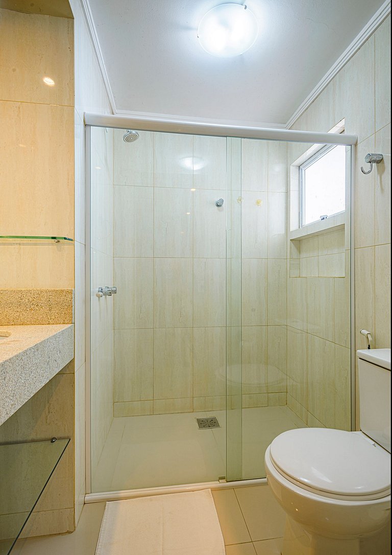 ITNC103 - Av Atlântica! Amplo apê c/ 3 quartos+3WC