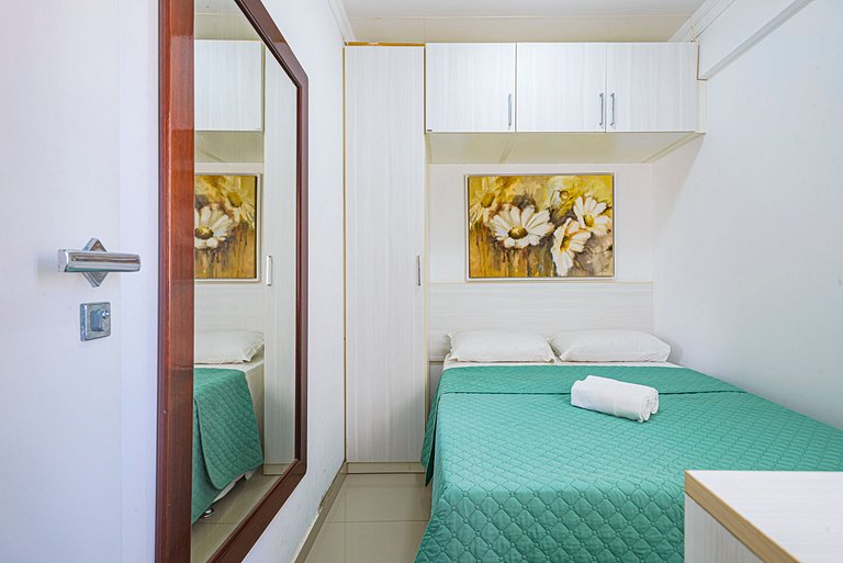 ITNC103 - Av Atlântica! Amplo apê c/ 3 quartos+3WC