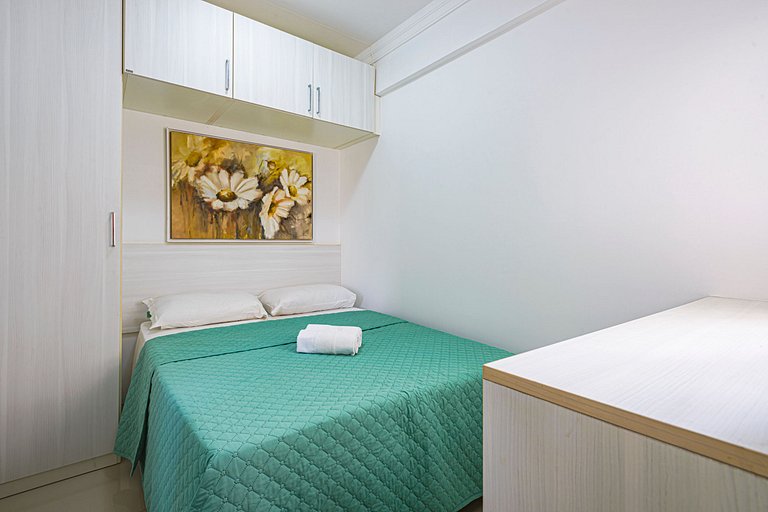 ITNC103 - Av Atlântica! Amplo apê c/ 3 quartos+3WC