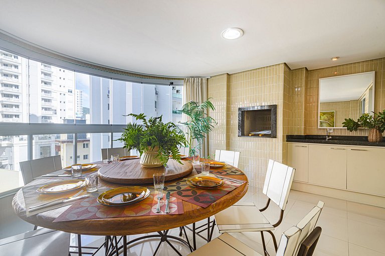 ITNC103 - Av Atlântica! Amplo apê c/ 3 quartos+3WC