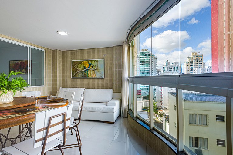 ITNC103 - Av Atlântica! Amplo apê c/ 3 quartos+3WC