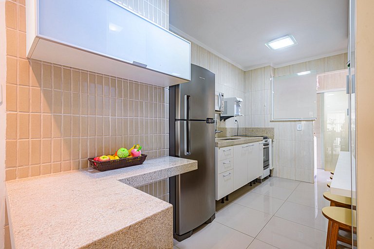 ITNC103 - Av Atlântica! Amplo apê c/ 3 quartos+3WC