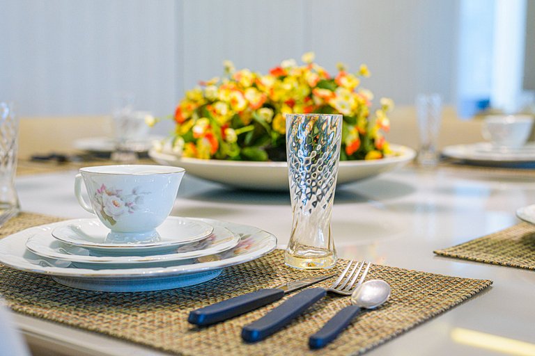 GDTW084 -Conforto no centro c/ 2Q + 2WC + 2 vagas