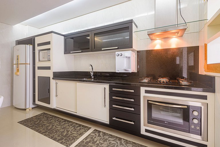 GDTW084 -Conforto no centro c/ 2Q + 2WC + 2 vagas