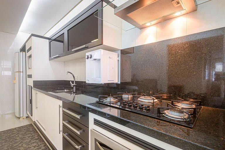 GDTW084 -Conforto no centro c/ 2Q + 2WC + 2 vagas