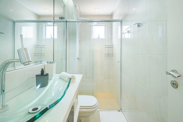 GDTW084 -Conforto no centro c/ 2Q + 2WC + 2 vagas