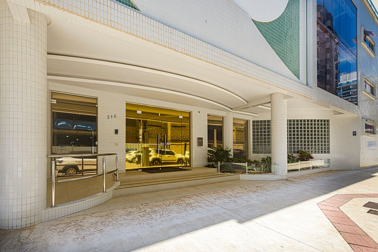 GDTW084 -Conforto no centro c/ 2Q + 2WC + 2 vagas