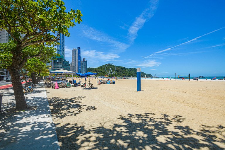 RLPK076 Localização incrível na Av Atlântica c/ 3Q