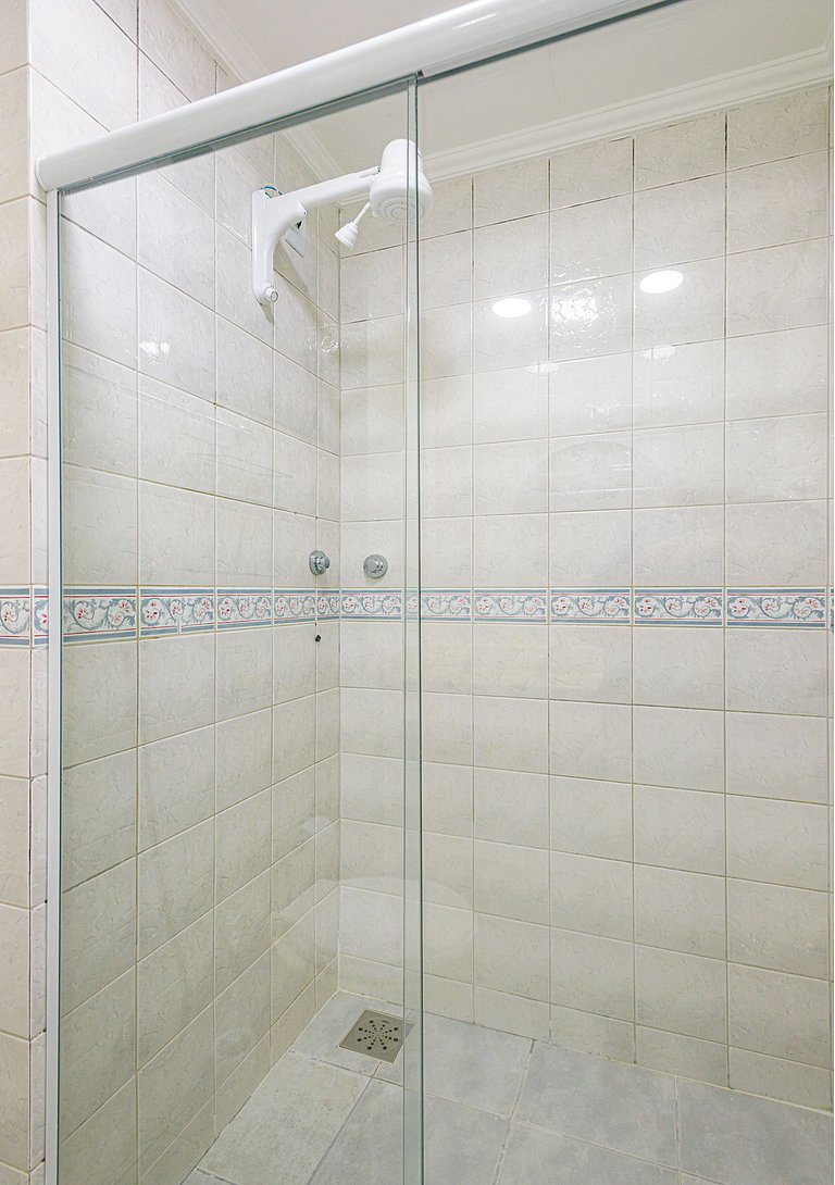 RLPK076 Localização incrível na Av Atlântica c/ 3Q