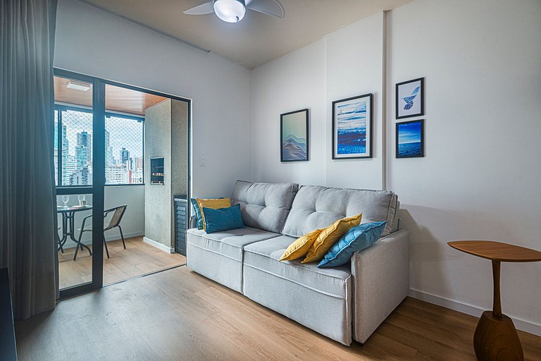 DTTM041 Recém reformado c/ 2Q+2WC no coração de BC