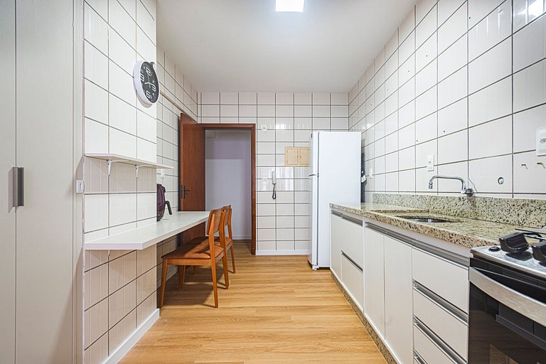 DTTM041 Recém reformado c/ 2Q+2WC no coração de BC