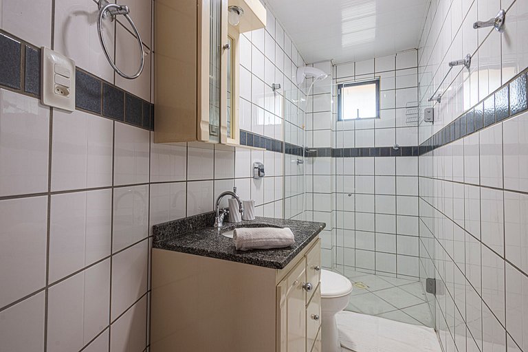 DTTM041 Recém reformado c/ 2Q+2WC no coração de BC