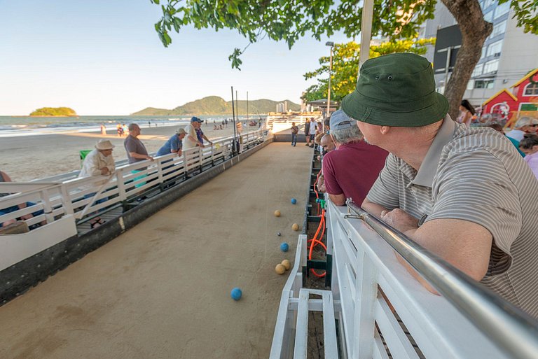 DTTM041 Recém reformado c/ 2Q+2WC no coração de BC