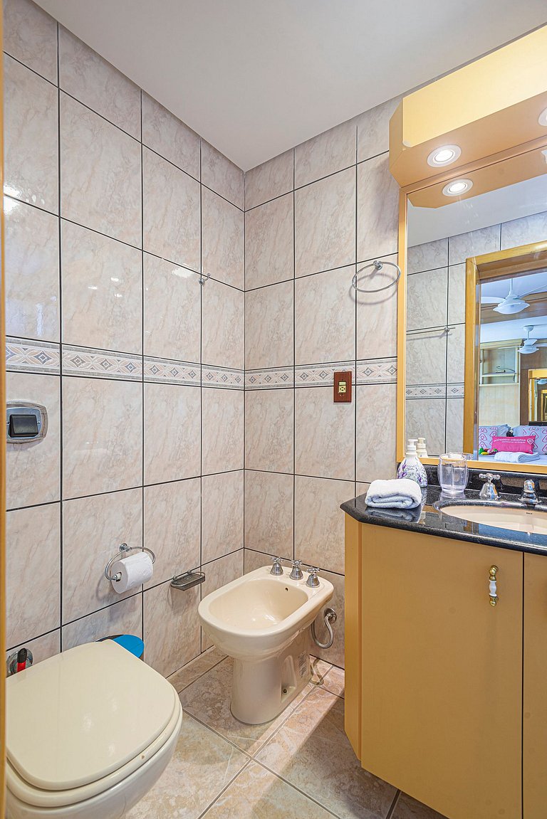 APVL251 Frente mar com vista incrível do 25º andar